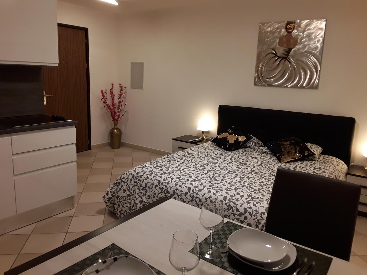 Holidays Homes Il Folletto 콰르티노 외부 사진